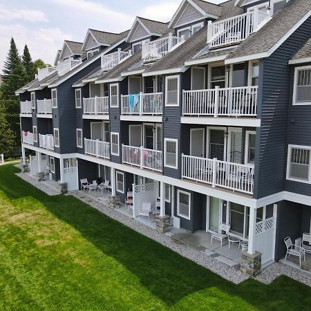 103 North Shore Inn 特拉弗斯城 外观 照片